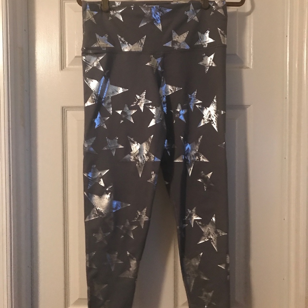 Aerie gray and silver star leggings size L